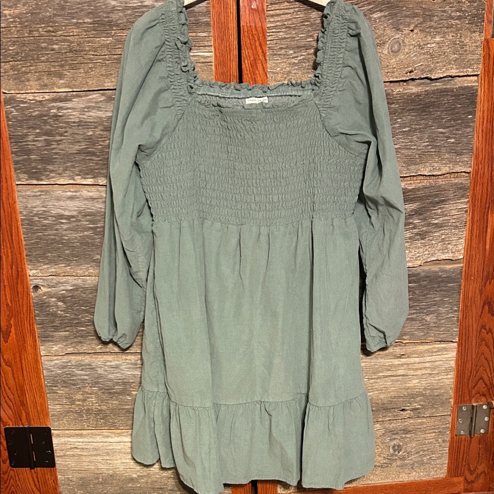 American Eagle Outfitters Women’s Green Long Sleeve Smocked Corduroy Dress Sz XL - Picture 3 of 12
